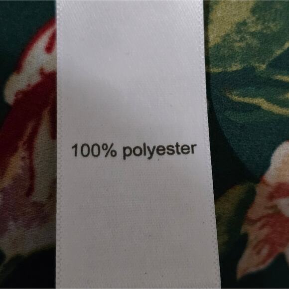 Maurices Roll Tab Floral Green Women's Top Plus Size‎ 3X - Picture 7 of 8